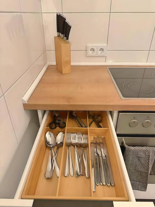 Urban & Chic: 2Bdr, Parkplatz Lägenhet Witten Exteriör bild