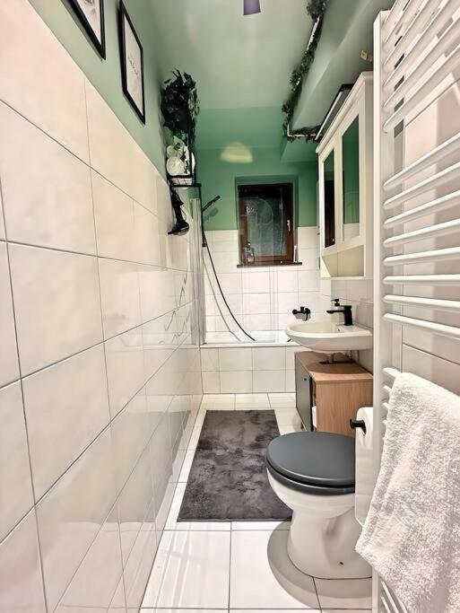 Urban & Chic: 2Bdr, Parkplatz Lägenhet Witten Exteriör bild
